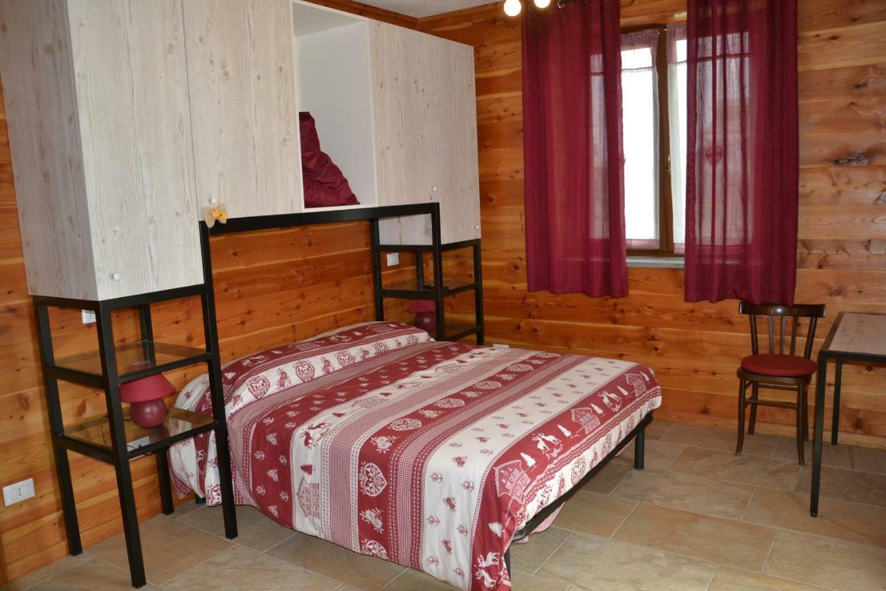 B&B L'Albero E Le Stelle Borgo San Dalmazzo Bagian luar foto