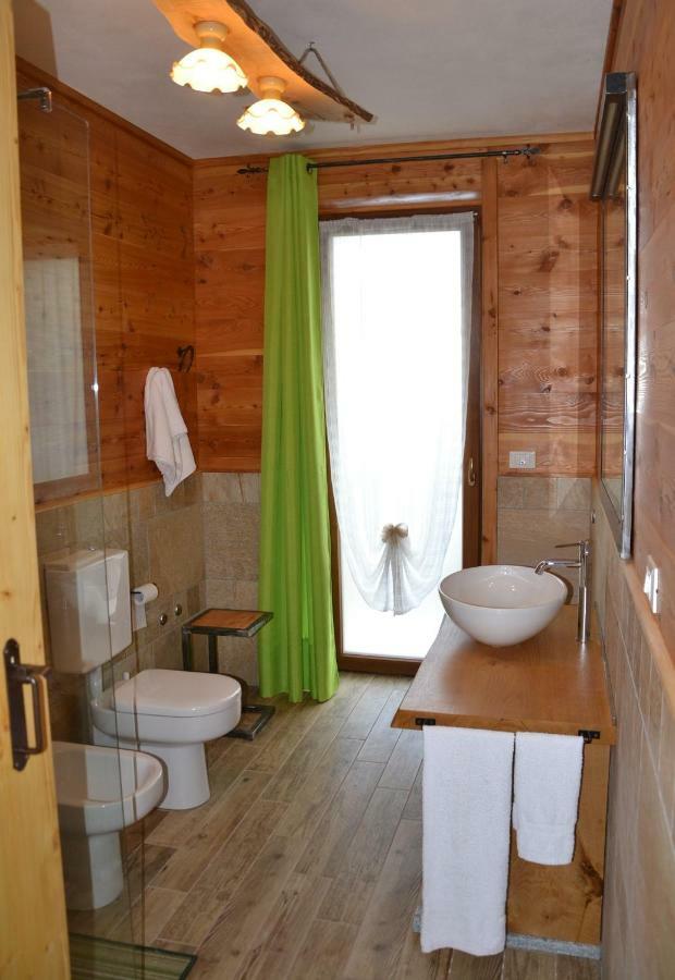 B&B L'Albero E Le Stelle Borgo San Dalmazzo Bagian luar foto